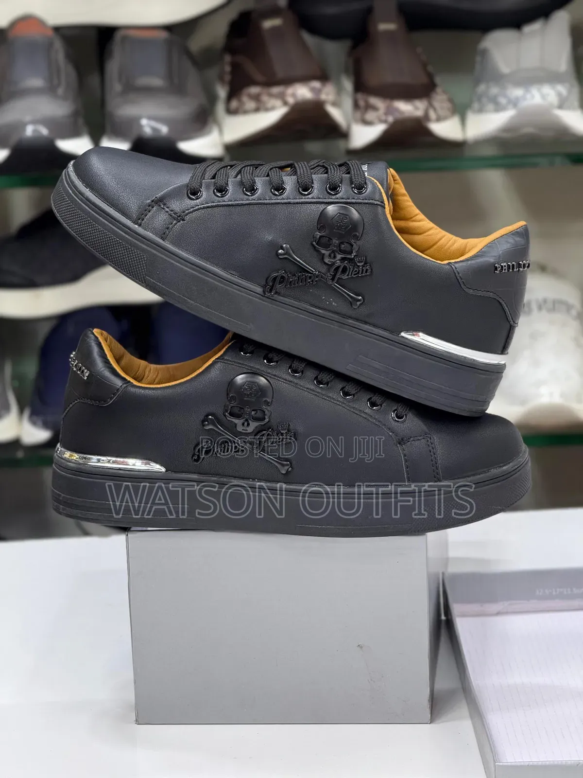 Men's Sneakers or Men's Shoes Very Very Classic and Smart