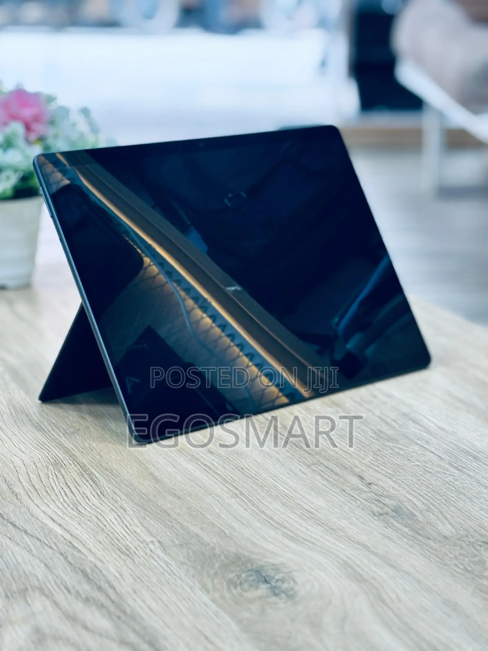 New Laptop Microsoft Surface Pro 8 16GB Intel Core i7 SSD 256GB