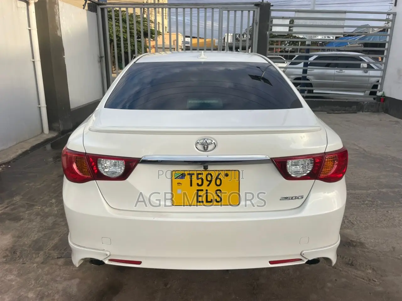 Toyota Mark X 2010 White