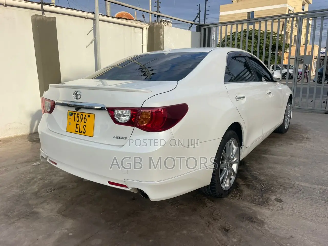 Toyota Mark X 2010 White