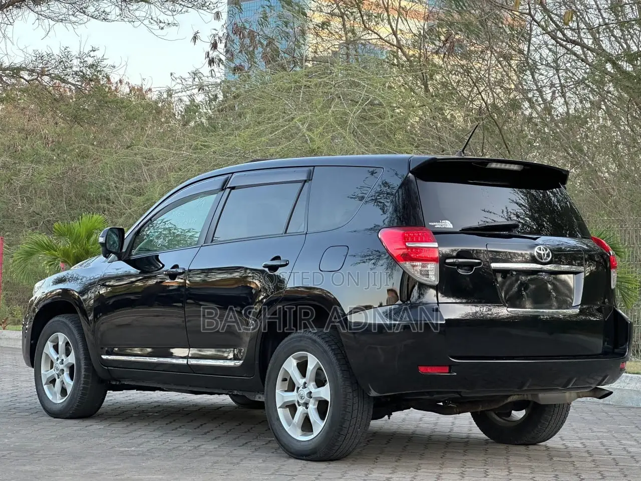 Toyota Vanguard 2011 Matt Black