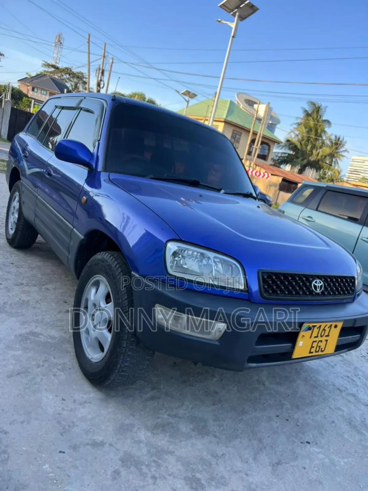 Toyota RAV4 1999 Blue