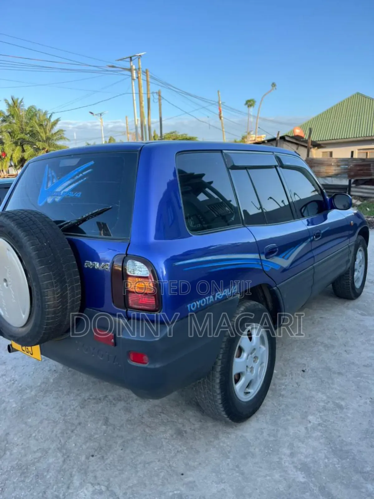 Toyota RAV4 1999 Blue