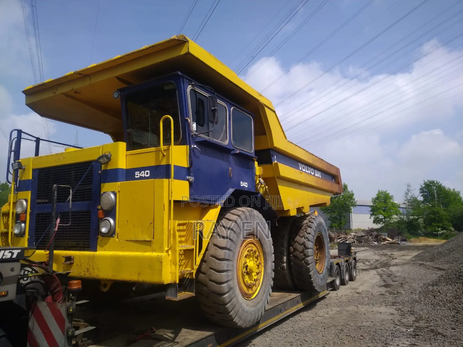 Dump Truck - Tipper - Lorry - Mining