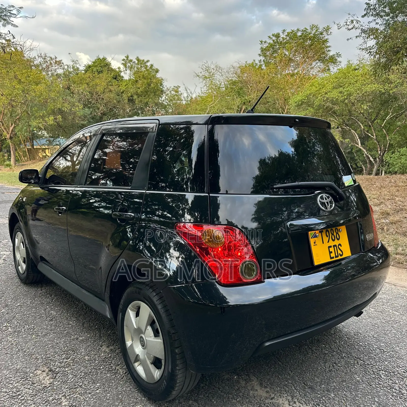 Toyota IST 2005 Black