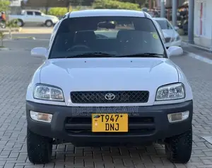 Toyota RAV4 1999 Silver