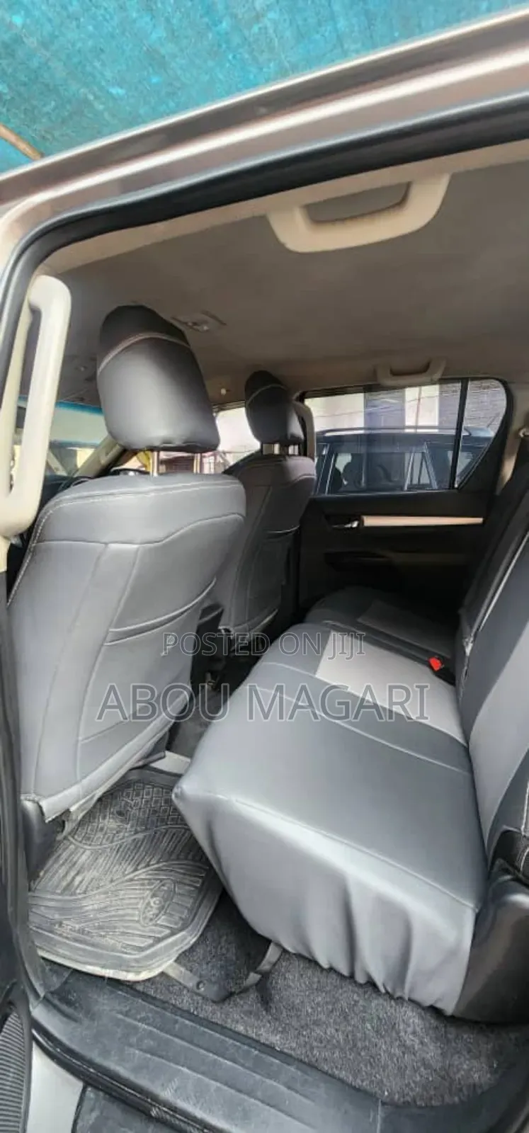 Toyota Hilux 2022 Gray