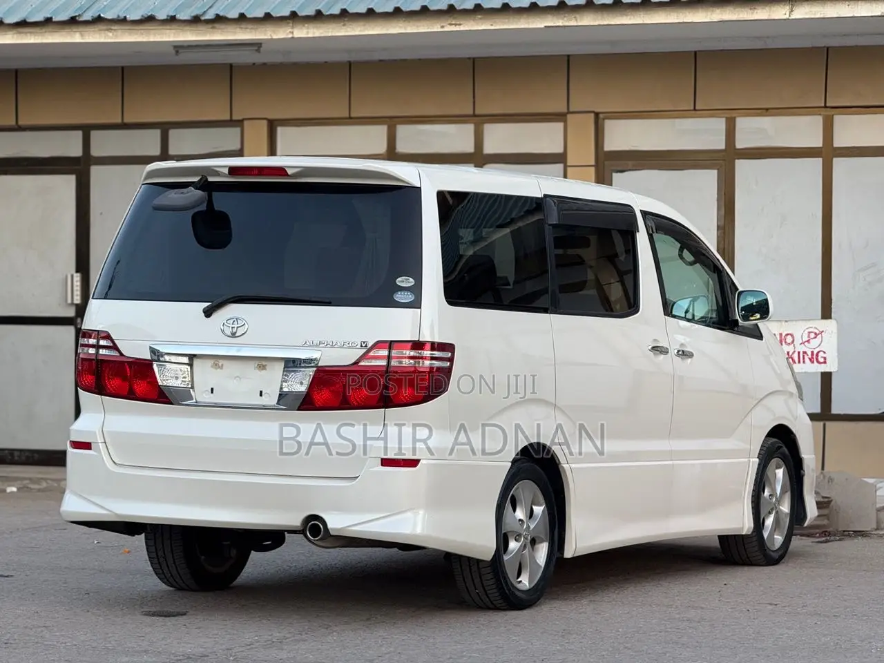 Toyota Alphard 2006 White