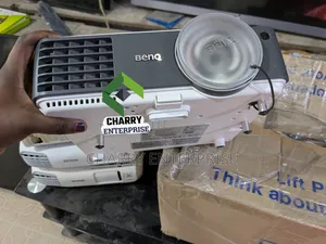 Benq Short-Throw DLP Projector Quality Display for Office and Home Use