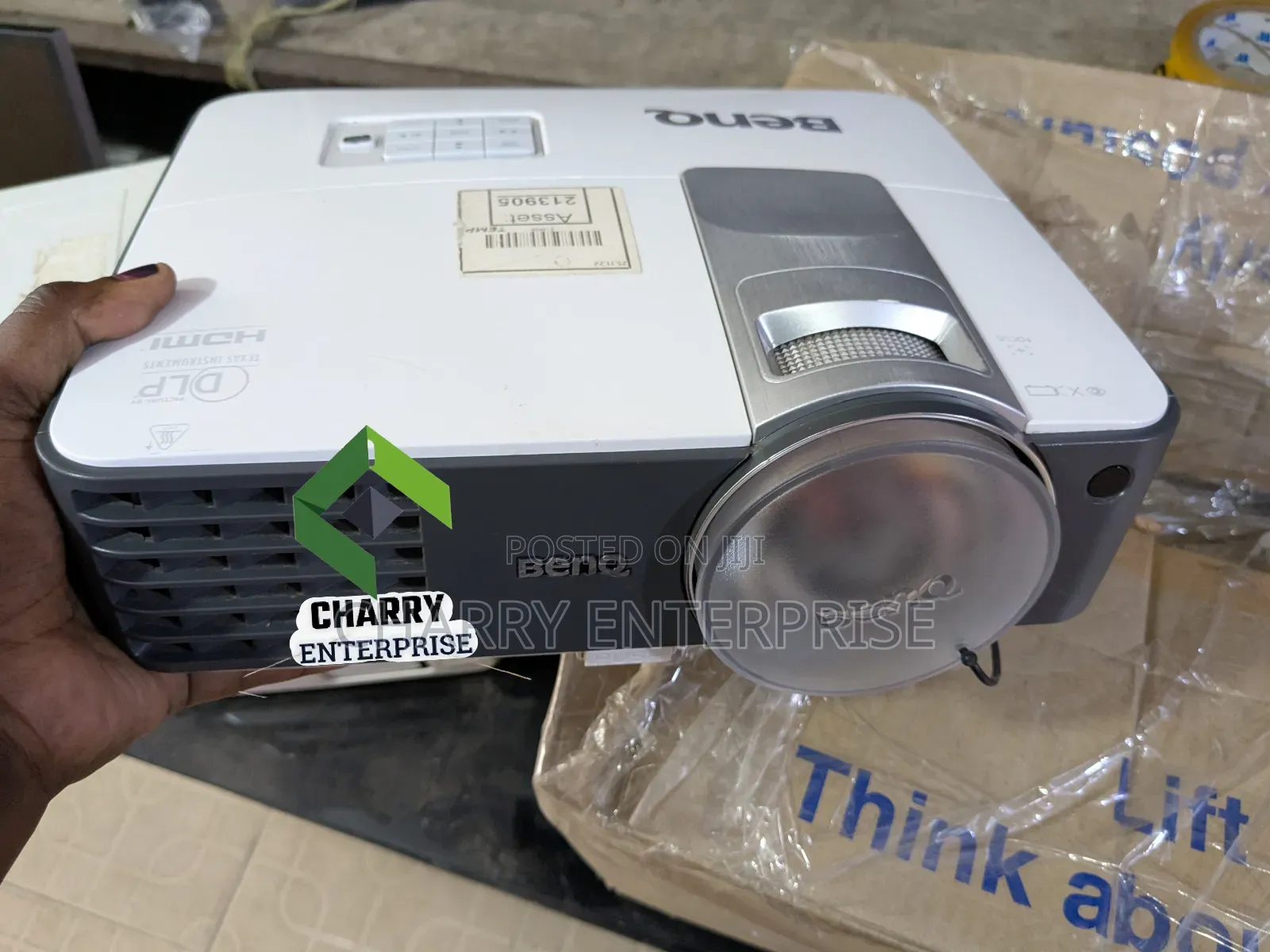 Benq Short-Throw DLP Projector Quality Display for Office and Home Use