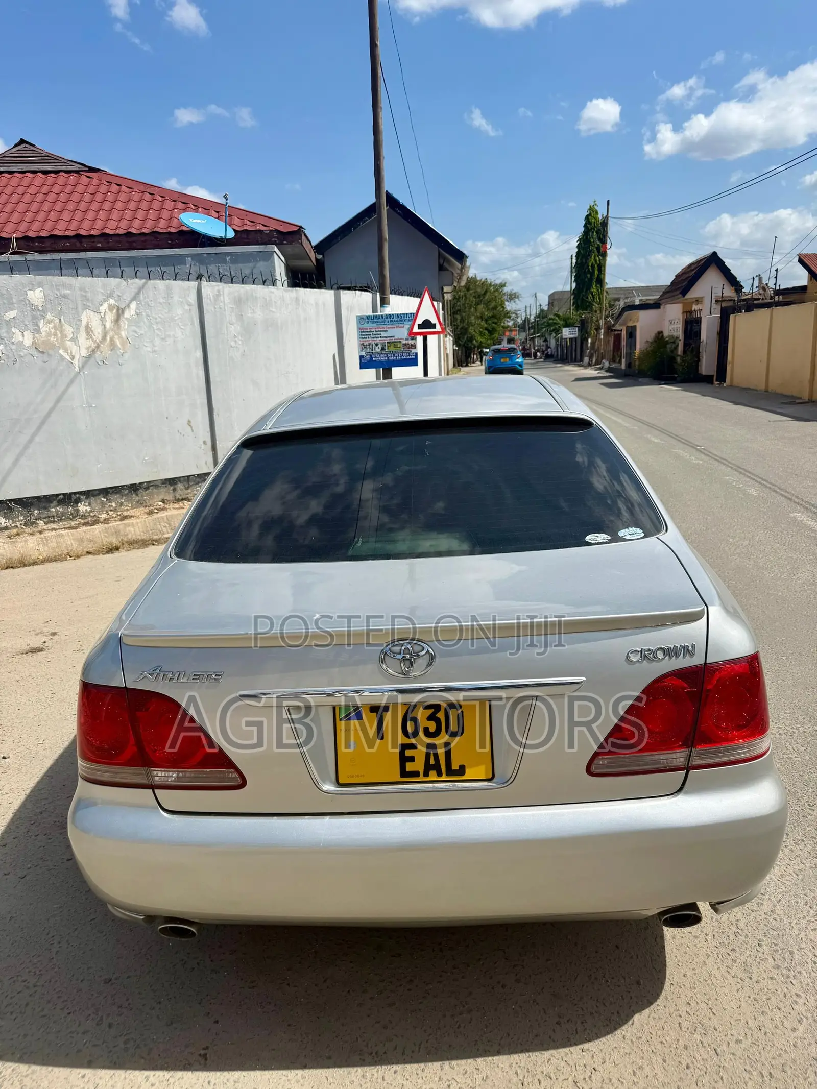 Toyota Crown 2006 Silver