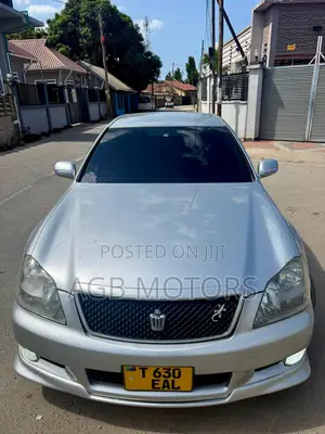 Toyota Crown 2006 Silver