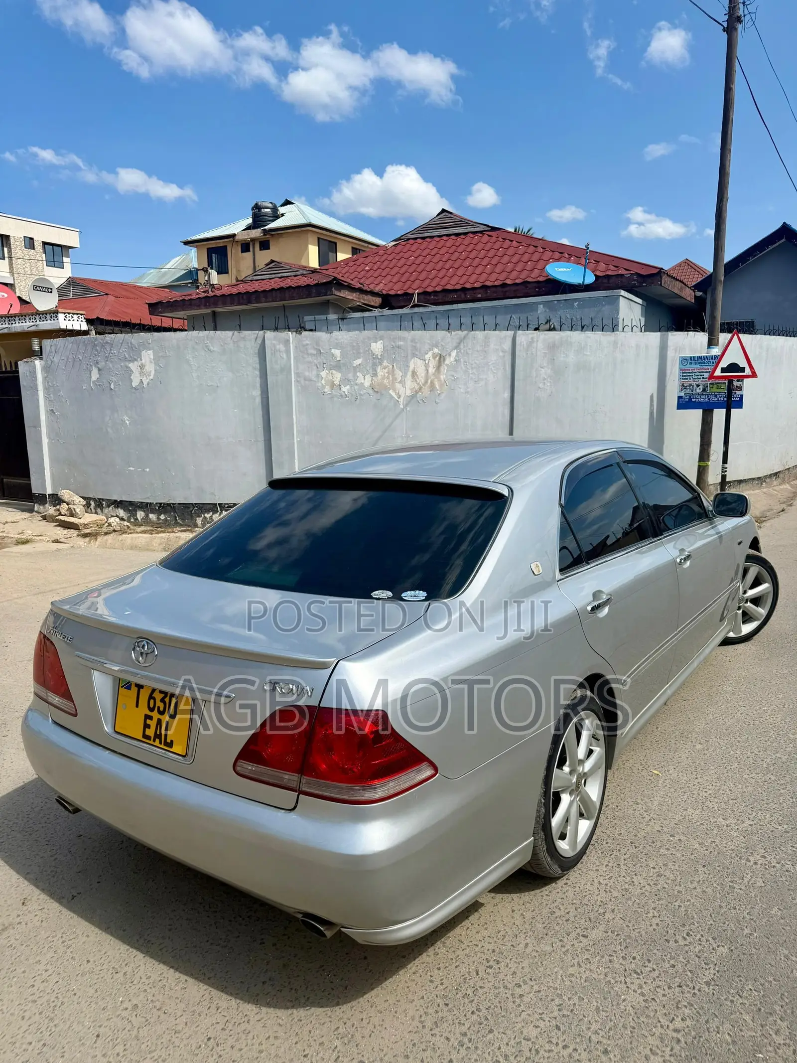 Toyota Crown 2006 Silver