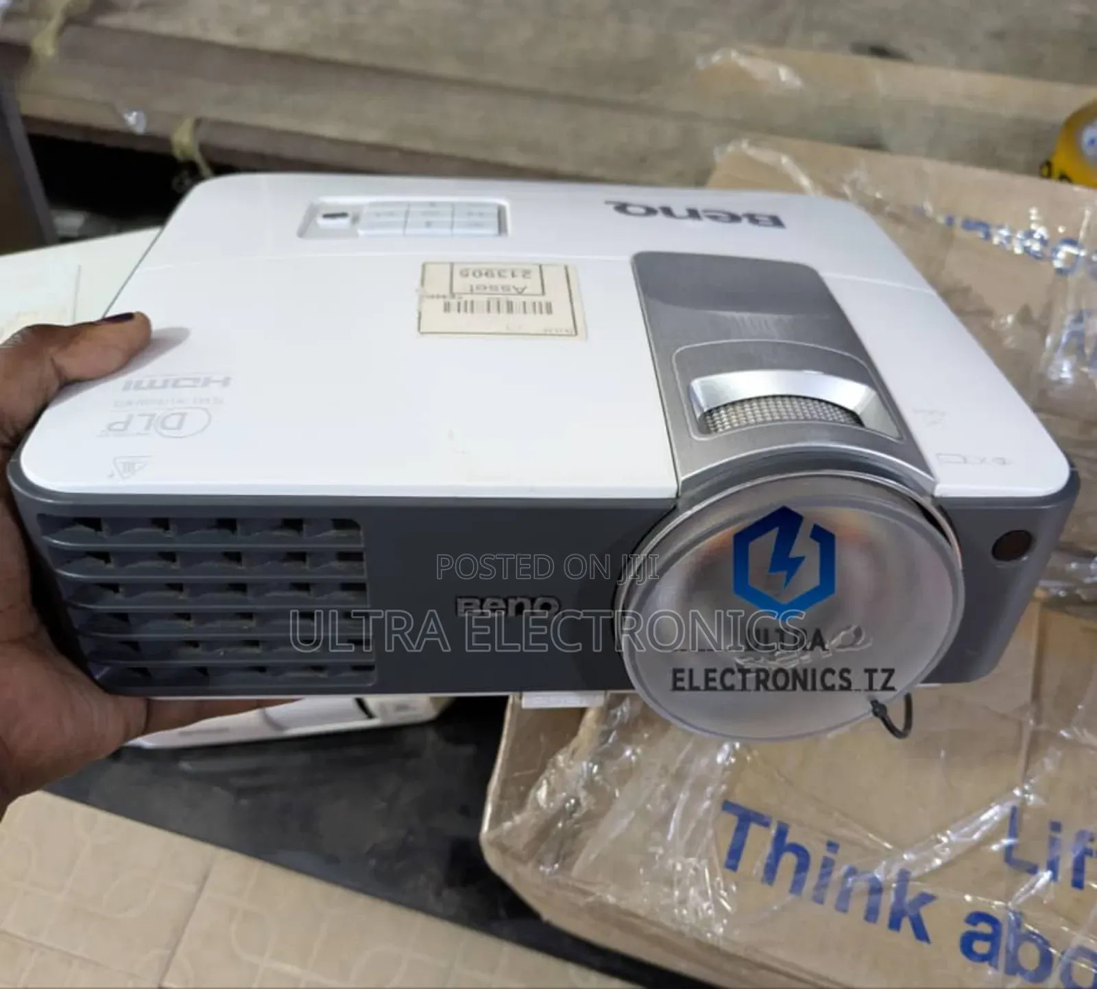 Benq Short-Throw DLP Projector Quality Display for Office and Home Use