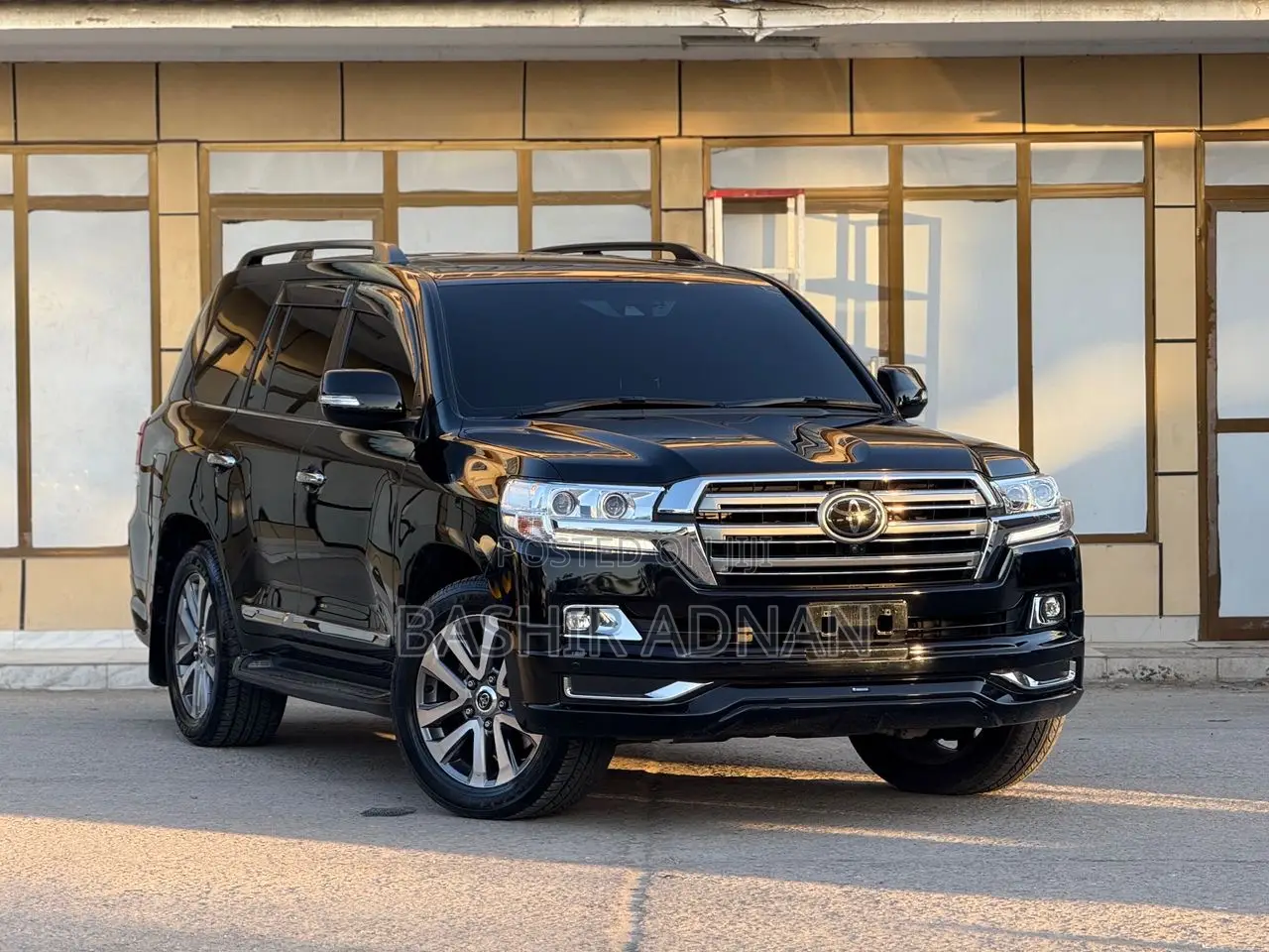 Toyota Land Cruiser 4.6 V8 ZX 2017 Black