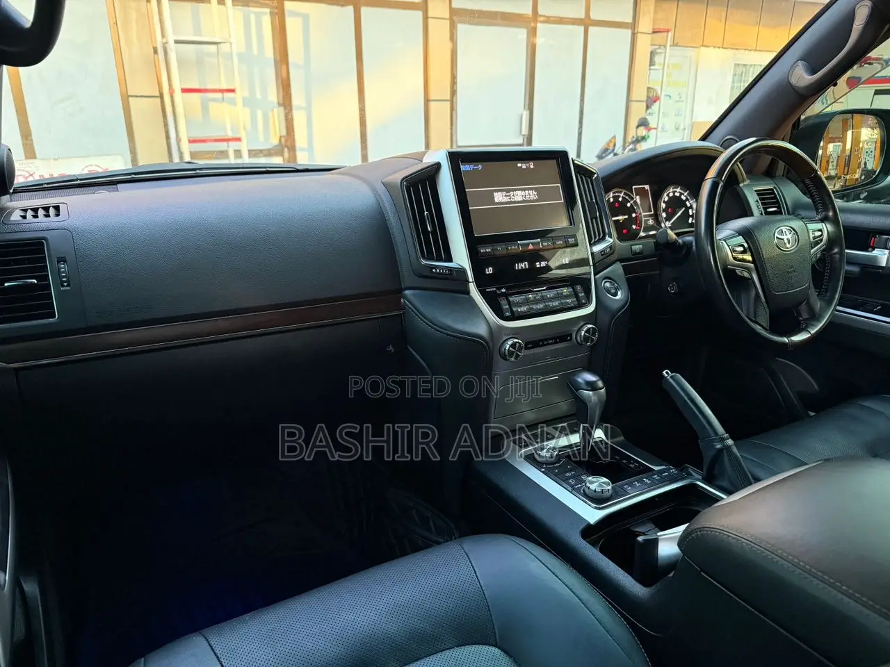 Toyota Land Cruiser 4.6 V8 ZX 2017 Black
