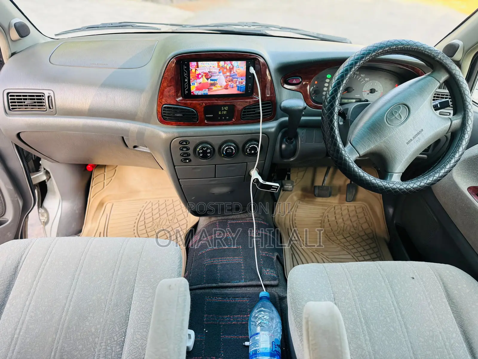 Toyota Noah 2003 Silver