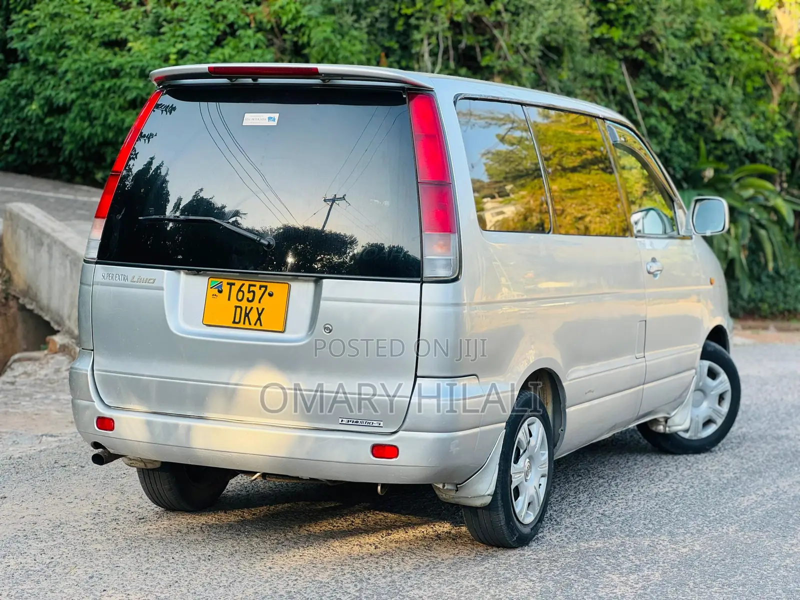 Toyota Noah 2003 Silver