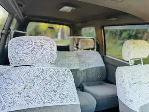 Toyota Noah 2003 Silver
