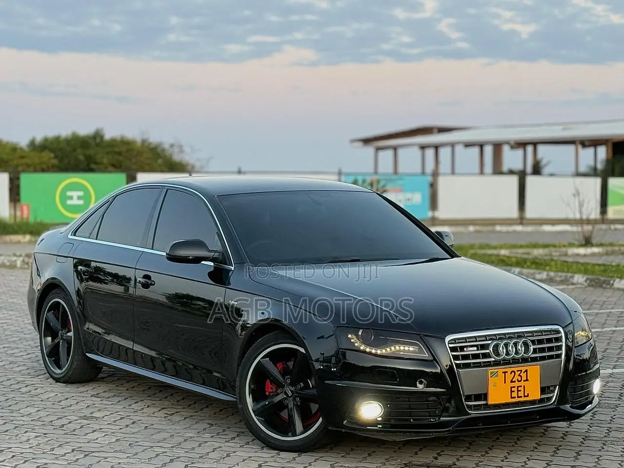Audi A4 2010 Black