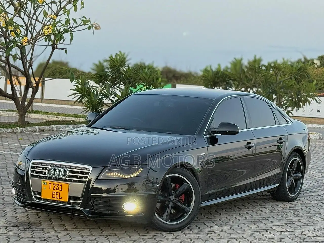 Audi A4 2010 Black