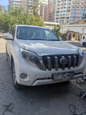 Toyota Land Cruiser Prado 2017 White