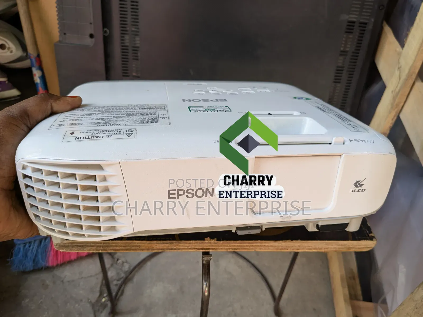 Epson Eb-X39 Portable Projector for Office and Home Use
