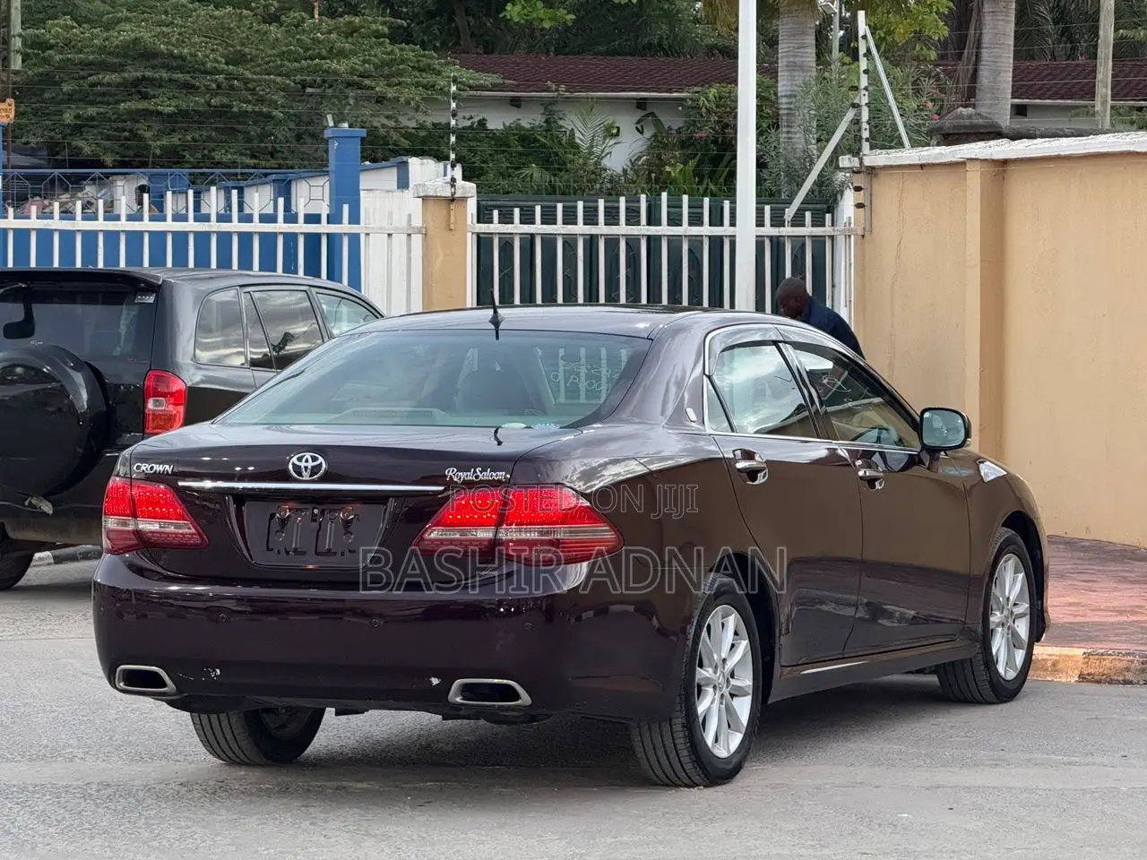 Toyota Crown 2009 Maroon