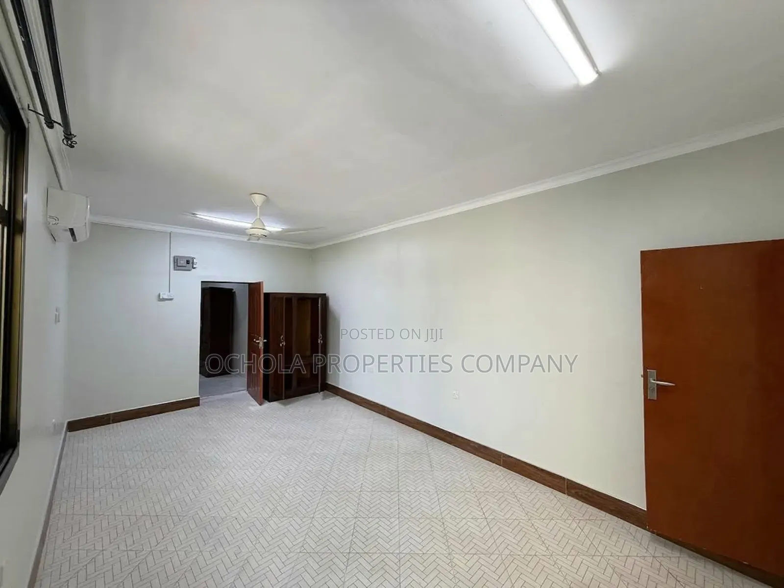 3bdrm Duplex in Upanga West for rent