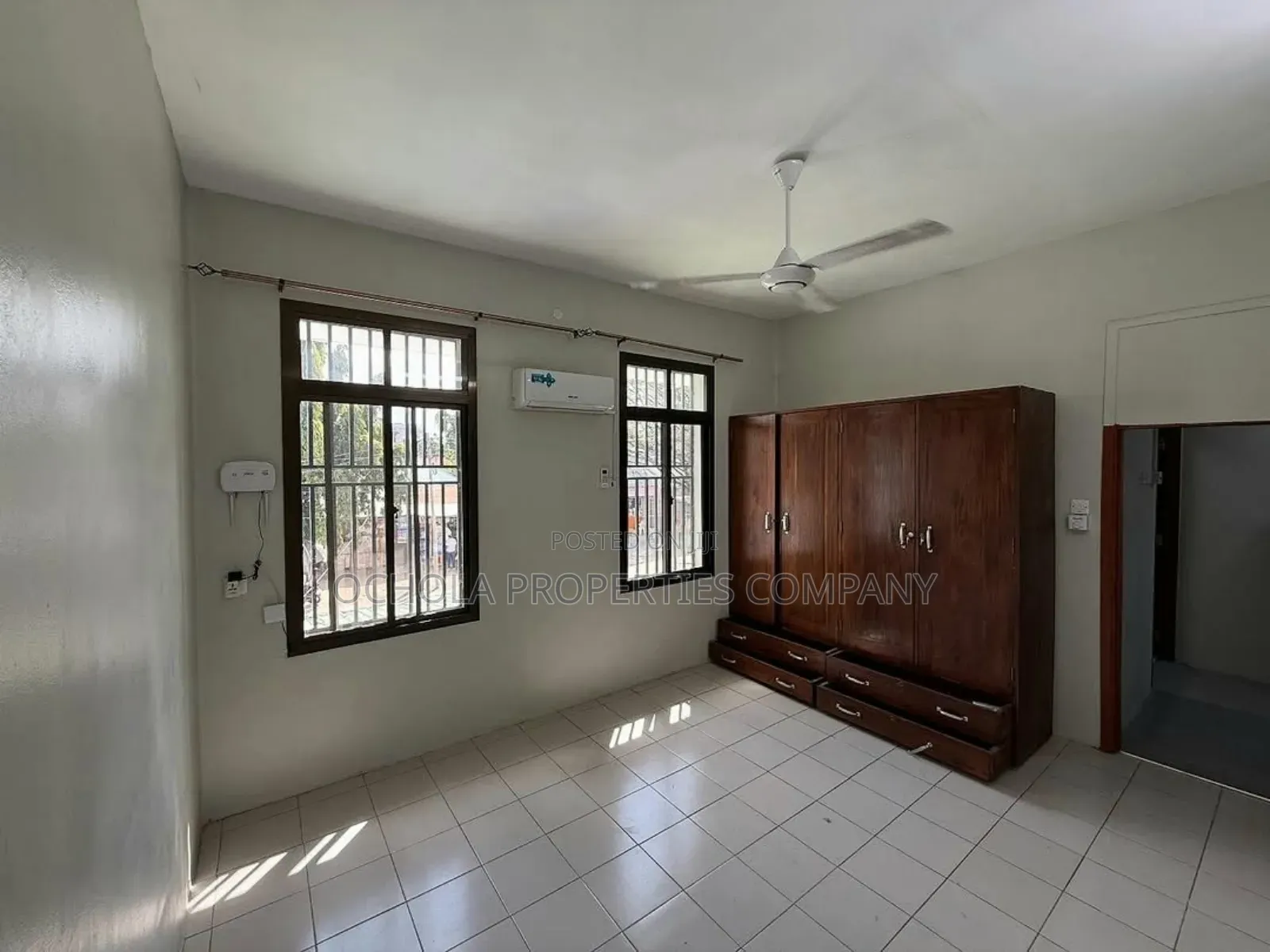 3bdrm Duplex in Upanga West for rent
