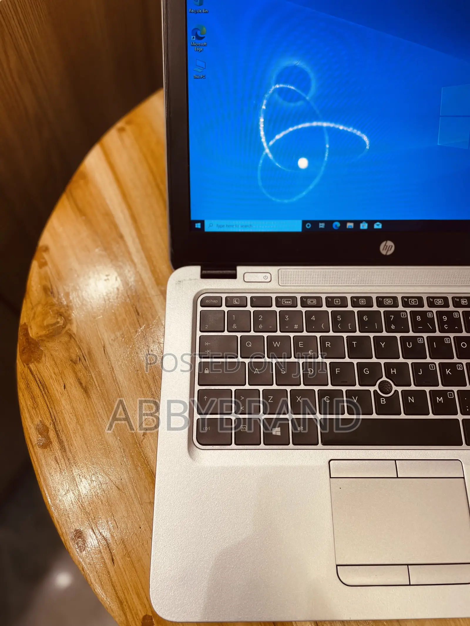 Laptop HP EliteBook 820 G3 8GB Intel Core I5 SSD 256GB