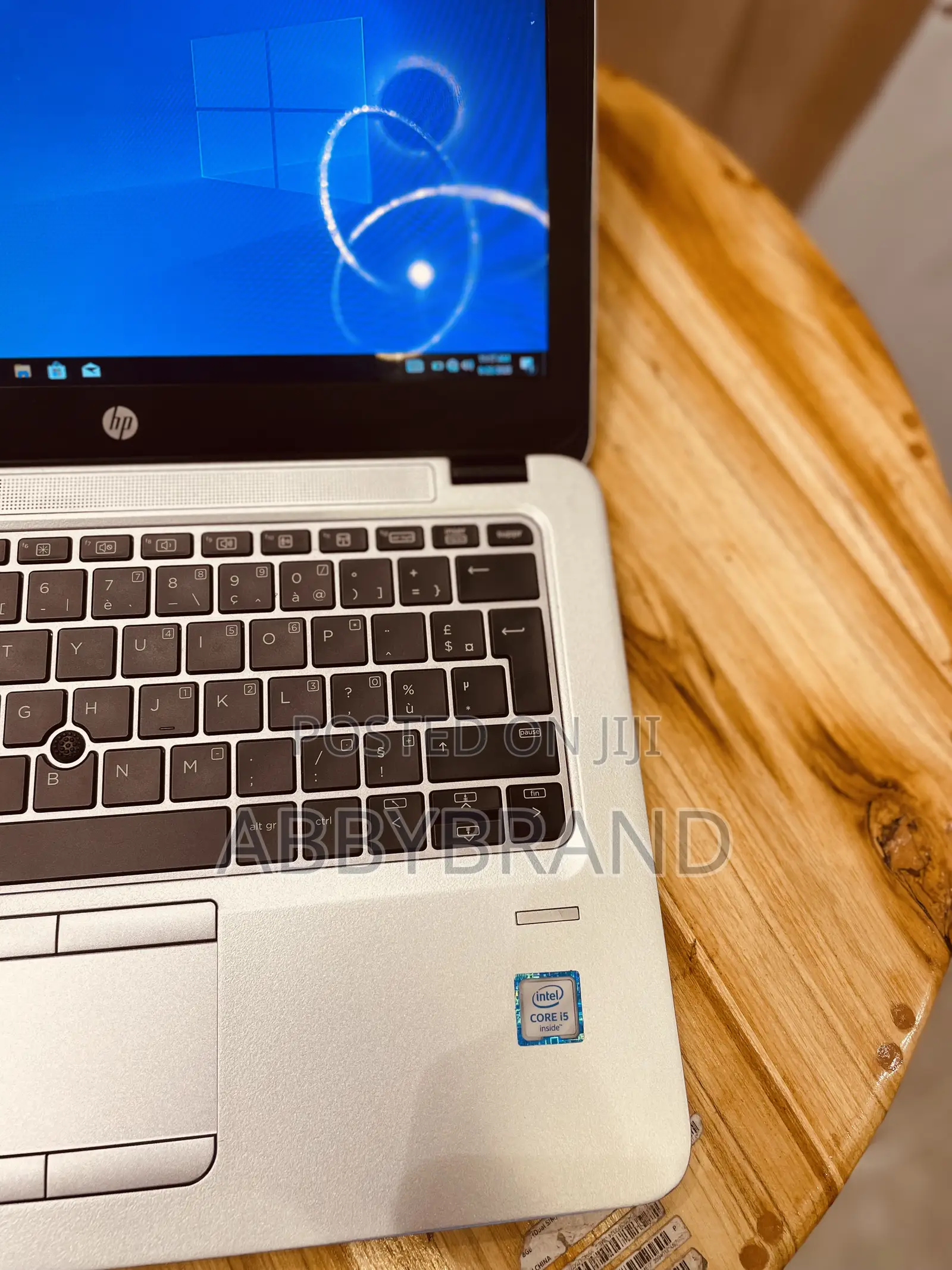 Laptop HP EliteBook 820 G3 8GB Intel Core I5 SSD 256GB