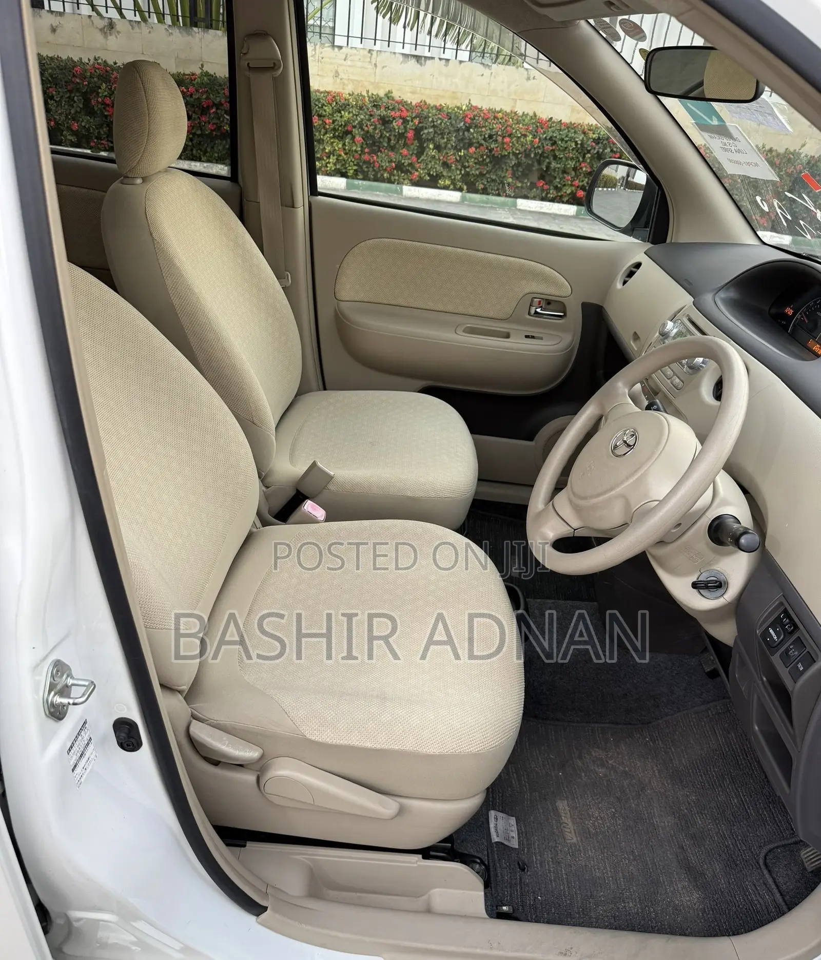 Toyota Sienta 1.5 FWD 2008 White
