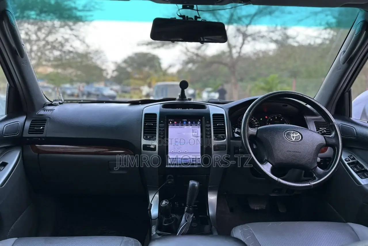 Toyota Land Cruiser Prado 2006 Silver