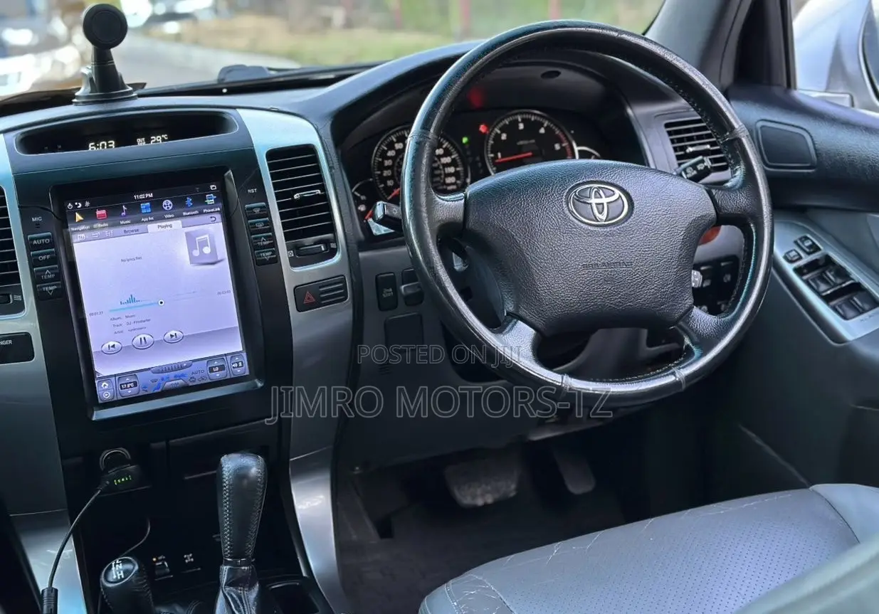 Toyota Land Cruiser Prado 2006 Silver