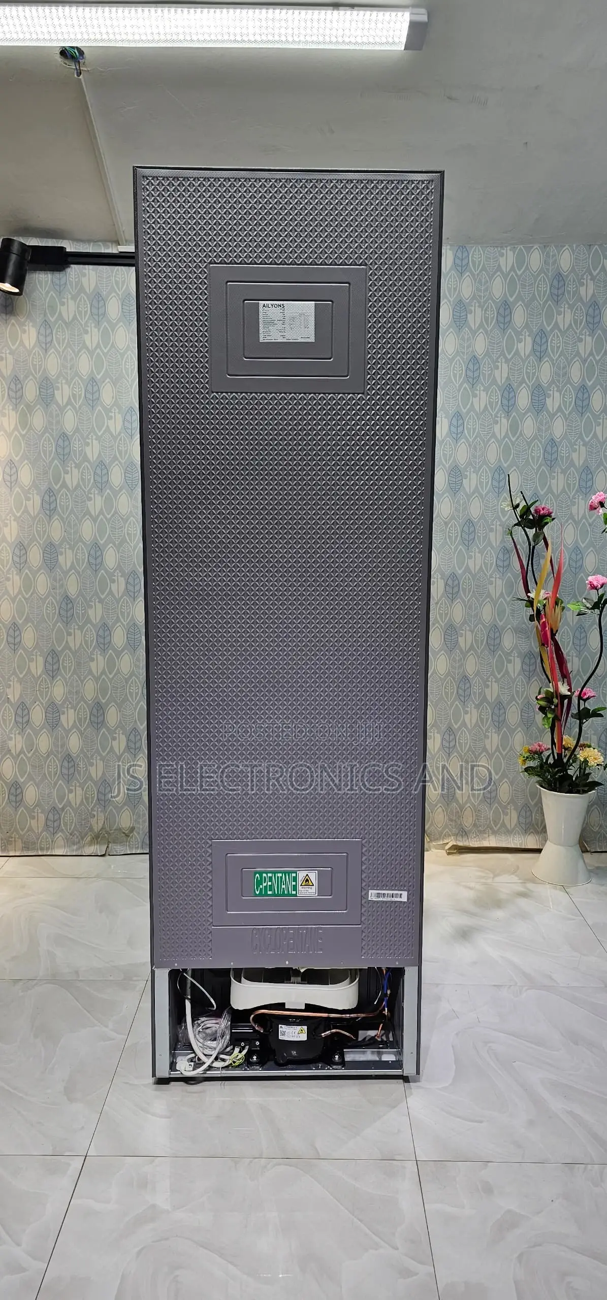 Ailyons Fridge 262l Combi Extra Larger Space Freezer Ipo Chini