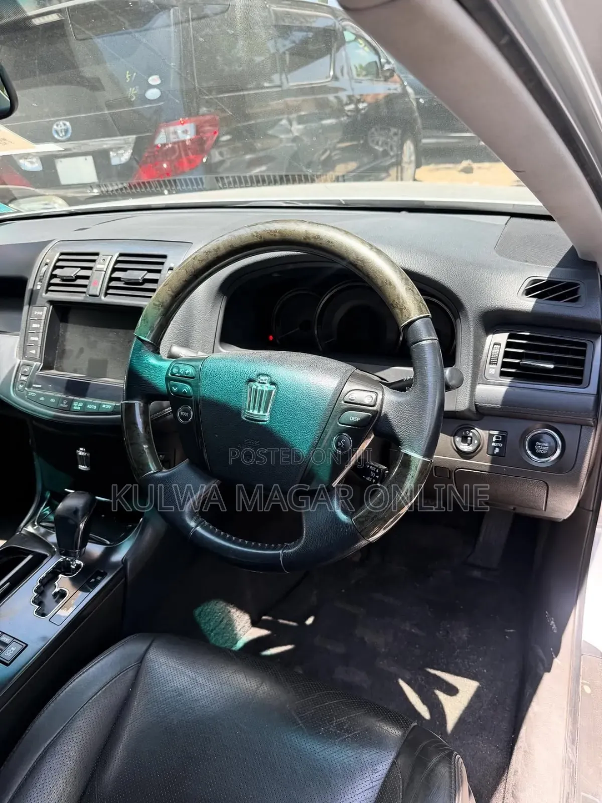 Toyota Crown 2008 Silver