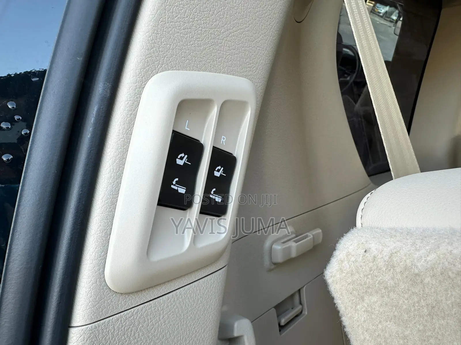 Toyota Land Cruiser Prado 2023 Black