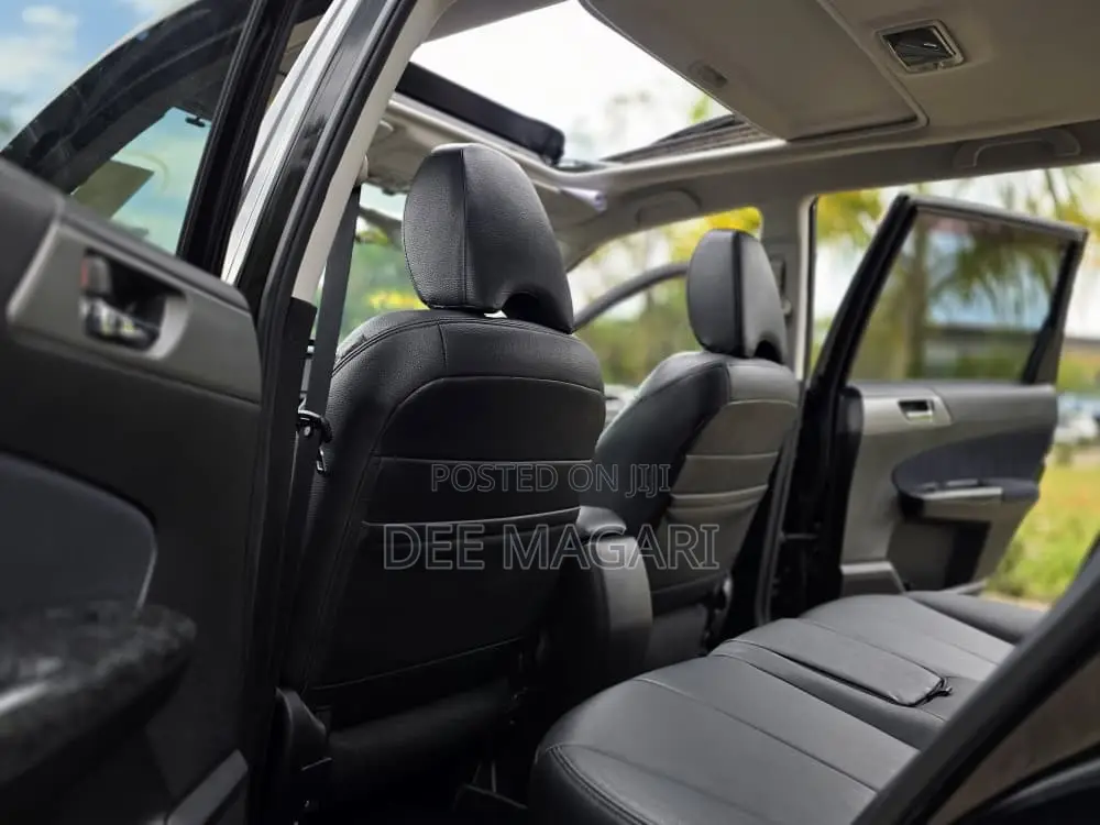 Subaru Forester 2012 Black