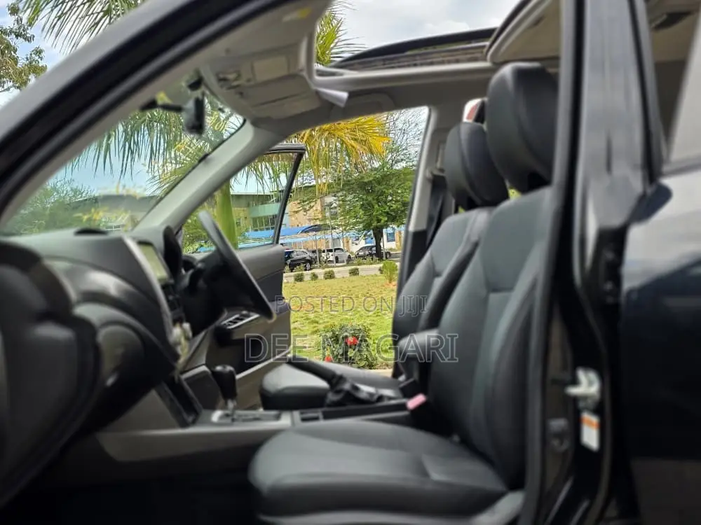 Subaru Forester 2012 Black