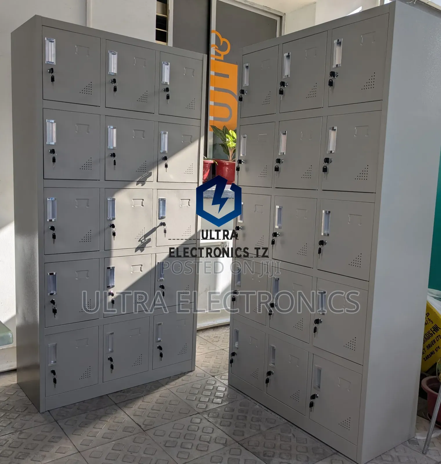 High Quality 15-Door Metal Locker/ Cabinet for Office, Schools, Gym