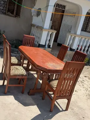 Dinning Table Viti Sita Used Ya Kisasa Mbao Ni Mninga Number Moja