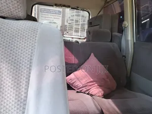 Toyota Noah 2003 Silver