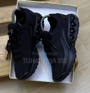 Nike Dn Sneakers