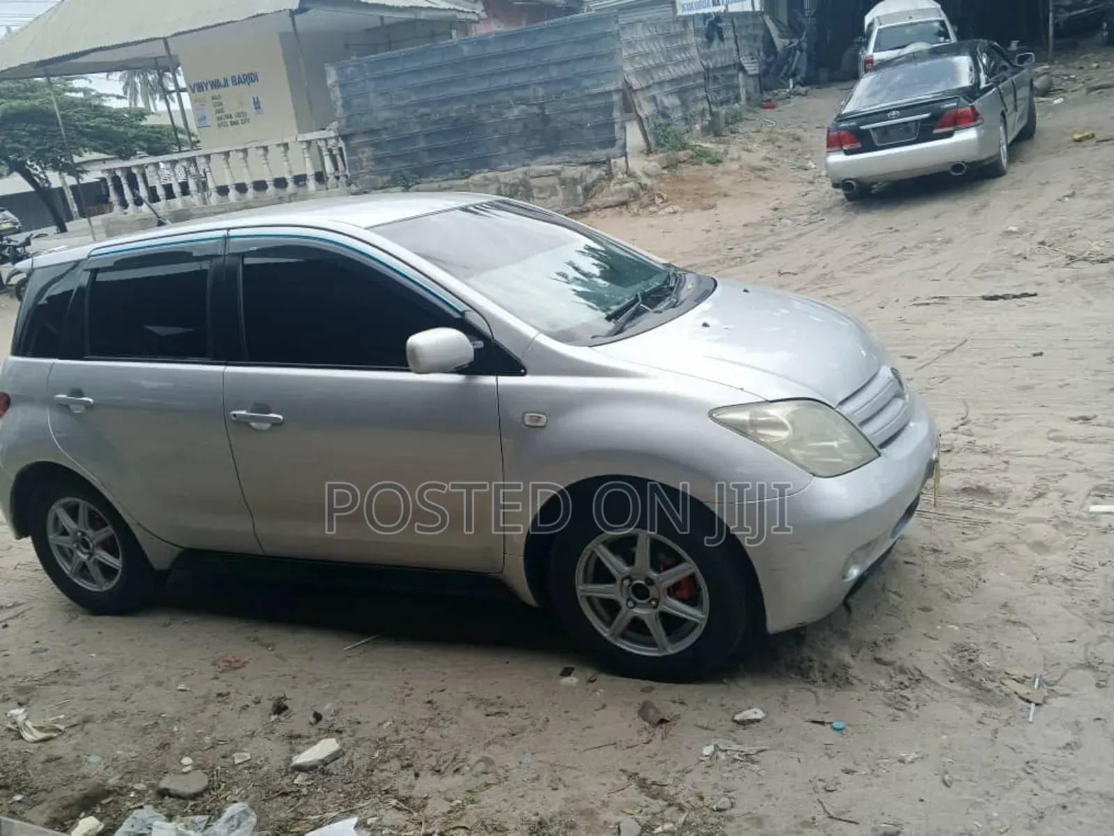 Toyota IST 2004 Silver