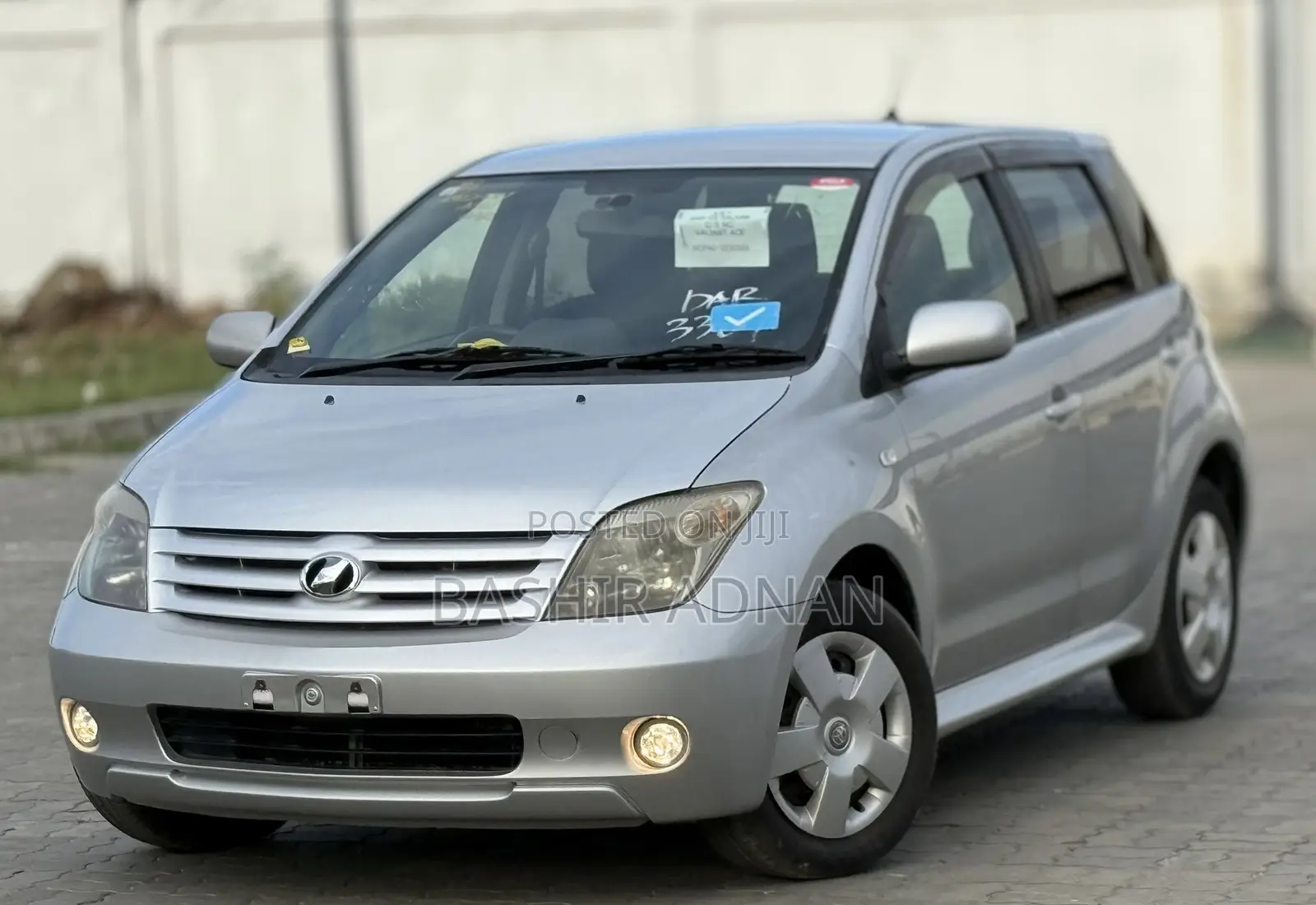 Toyota IST 2005 Silver
