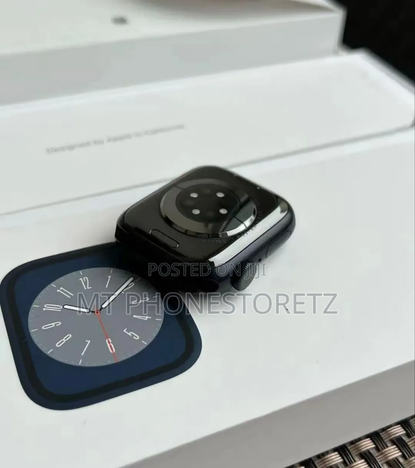 Apple Watch Series 8
