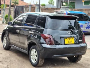 Toyota IST 2003 Black