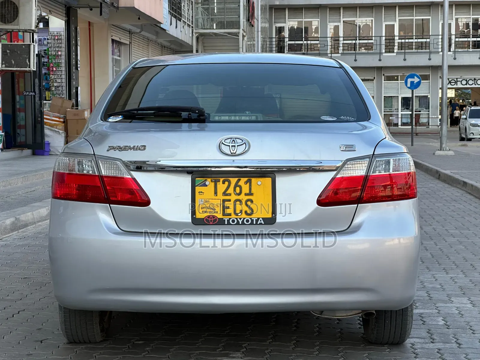 Toyota Premio 2010 Silver