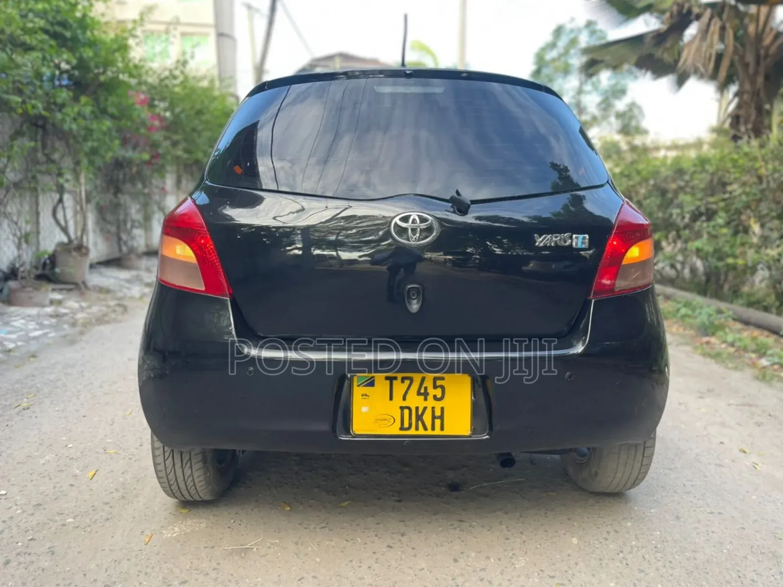 Toyota Vitz 2006 Black